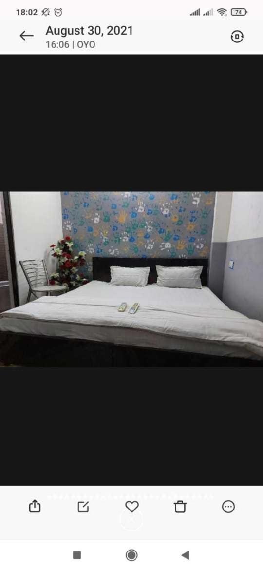 Oyo Hotel Hastinapur Palace Meerut Εξωτερικό φωτογραφία